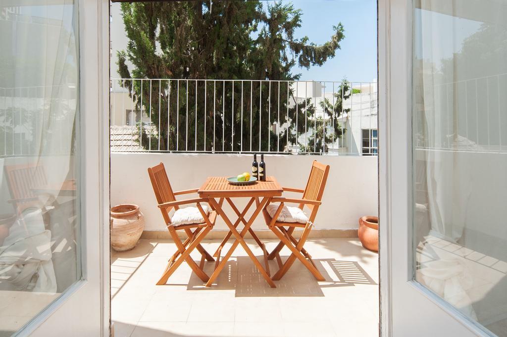 Charming 2Bd Apt W/ Balcony By Sea N' Rent Tel Aviv Kamer foto